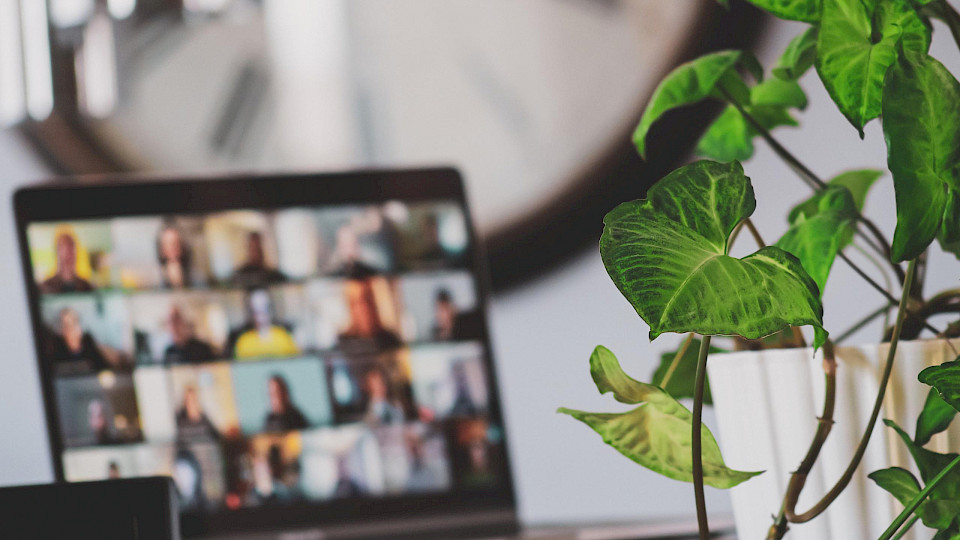 Zoom Etiquette - 15 Best Practices to Unlock Online Video Meetings