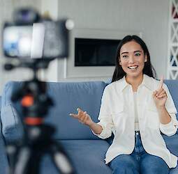 Digital Extensions for In‑Person (Onsite) Events: Why, When and How to Use Them