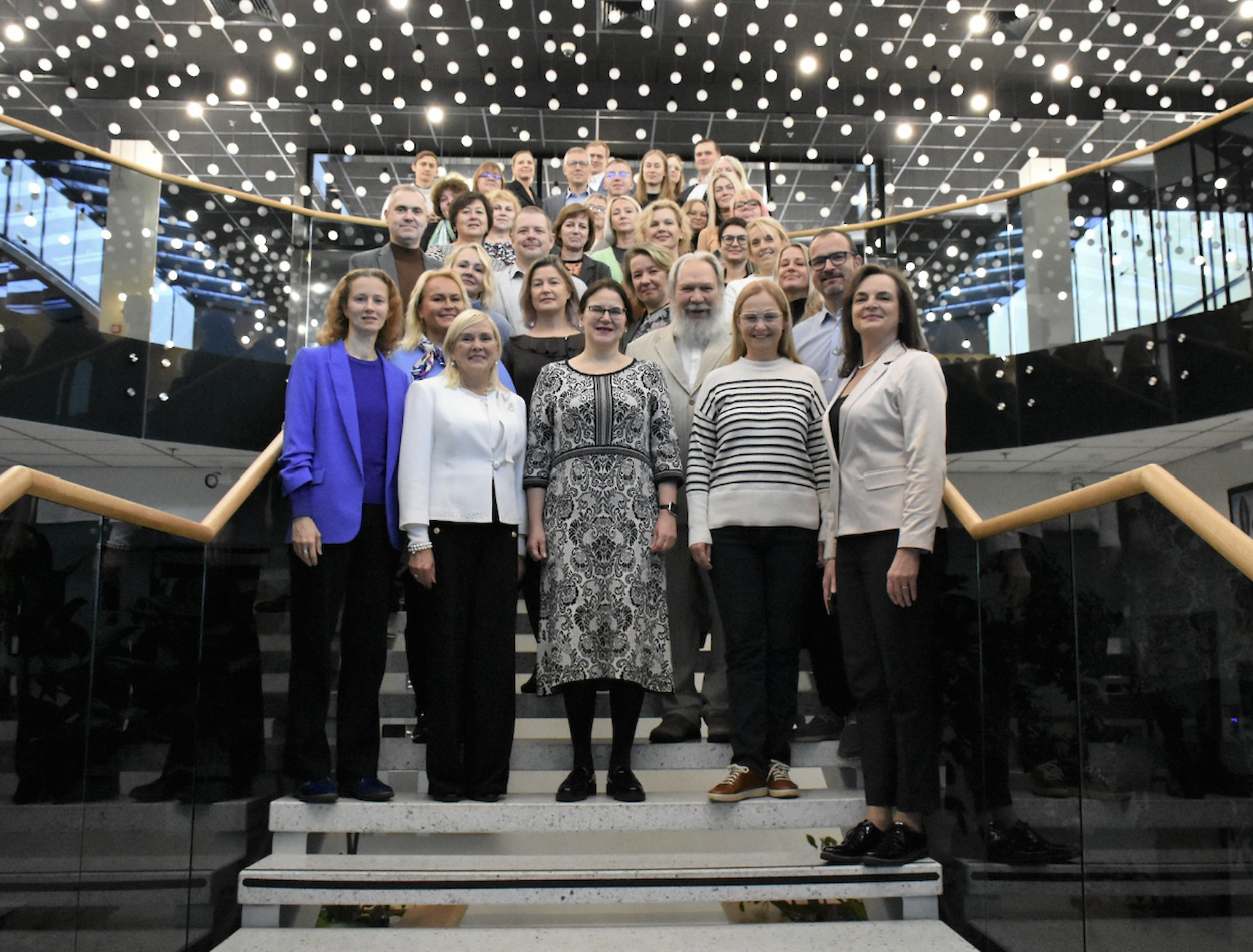 MIKROKVALIFIKATSIOONIDE VASTUV&Otilde;TU TEAVE Baaskursus&nbsp; &nbsp; &nbsp; &nbsp; &nbsp; &nbsp; &nbsp; &nbsp; &nbsp; &nbsp; &nbsp; &nbsp; &nbsp; &nbsp; &nbsp; &nbsp; &nbsp; &nbsp; &nbsp; &nbsp; &nbsp; &nbsp; &nbsp; &nbsp; &nbsp; &nbsp; &nbsp; &nbsp; &nbsp; &nbsp; &nbsp; &nbsp; &nbsp; &nbsp; &nbsp; &nbsp; &nbsp; &nbsp; &nbsp; &nbsp; &nbsp; &nbsp; &nbsp; &nbsp; &nbsp; &nbsp; &nbsp; &nbsp; &nbsp; &nbsp; &nbsp; &nbsp; &nbsp; &nbsp; &nbsp; &nbsp; &nbsp; &nbsp; &nbsp; &nbsp; &nbsp; &nbsp; &nbsp; &nbsp; &nbsp; &nbsp; &nbsp; &nbsp;Juhtimine, innovatsioon ja&nbsp;&nbsp;&nbsp;&nbsp;&nbsp;&nbsp;&nbsp;&nbsp;&nbsp;&nbsp;&nbsp;&nbsp;&nbsp;&nbsp; Vastuv&otilde;tt s&uuml;gisel&nbsp; &nbsp; &nbsp; &nbsp; &nbsp; &nbsp; &nbsp; &nbsp; &nbsp; &nbsp; &nbsp; &nbsp; &nbsp; &nbsp; &nbsp; &nbsp; &nbsp; &nbsp; &nbsp; &nbsp; &nbsp; &nbsp; &nbsp; &nbsp; &nbsp; &nbsp; &nbsp; &nbsp; &nbsp; &nbsp; &nbsp; &nbsp; &nbsp; &nbsp; &nbsp; &nbsp; &nbsp; &nbsp; &nbsp; &nbsp; &nbsp; &nbsp; &nbsp; &nbsp; &nbsp; &nbsp; &nbsp; &nbsp; &nbsp; &nbsp; &nbsp; &nbsp; &nbsp; &nbsp; &nbsp; &nbsp; &nbsp; &nbsp; &nbsp; &nbsp; &nbsp; &nbsp; &nbsp; &nbsp; &nbsp; &nbsp; &nbsp; &nbsp; &nbsp; &nbsp;kriisivalmidus &nbsp; &nbsp; &nbsp; &nbsp; &nbsp; &nbsp; &nbsp; &nbsp; &nbsp; &nbsp; &nbsp; &nbsp; &nbsp; &nbsp; &nbsp; &nbsp; &nbsp; &nbsp; &nbsp; &nbsp; &nbsp; &nbsp; &nbsp; &nbsp; &nbsp; &nbsp; &nbsp; &nbsp; &nbsp; &nbsp; &nbsp; &nbsp; &nbsp; &nbsp; &nbsp; &nbsp; &nbsp; &nbsp; &nbsp; &nbsp; &nbsp; &nbsp; &nbsp; &nbsp; &nbsp; &nbsp; &nbsp; &nbsp; &nbsp; &nbsp; &nbsp; &nbsp; &nbsp; &nbsp; &nbsp; &nbsp; &nbsp; &nbsp; &nbsp; &nbsp; &nbsp; &nbsp; &nbsp; &nbsp; &nbsp; &nbsp; &nbsp; &nbsp; &nbsp; &nbsp; &nbsp; &nbsp; &nbsp; &nbsp; &nbsp; &nbsp; &nbsp; &nbsp; &nbsp; &nbsp; &nbsp; &nbsp; &nbsp; Vastuv&otilde;tt kevadel 	 		 			 			 Mikrokvalifikatsioon koosneb 5 moodulist (Harjumaa Omavalitsuste Liidus, Sirge 2) 			 Programmis k&auml;sitletakse: 			 				kohalike omavalitsuste p&otilde;hiseaduslikku rolli ja arengulugu, juhtimine ja teenuste korraldus, strateegiline juhtimine, meeskonnat&ouml;&ouml; ja muutuste juhtimise oskused;, poliitikakujundamise loogika anal&uuml;&uuml;simine ning riigi ja omavalitsuste vaheline koost&ouml;&ouml;;, omavalitsuse finantsjuhtimisest, eelarvest ja kontrollimehhanismidest, ettev&otilde;tluskoost&ouml;&ouml; ning rahastusv&otilde;imalused., &Otilde;pe toimub kombineeritud kujul &ndash; loengud, seminarid ja praktikumid &ndash; eesm&auml;rgiga toetada teadmiste rakendamist oma t&ouml;&ouml;praktikas 			 			 				&Otilde;pe kestab oktoobrist maini, &Otilde;pe toimub &uuml;le n&auml;dala reedeti Harjumaa Omavalitsuste Liidus (Sirge 2), Kursuse maht on 15 ainepunkti, L&otilde;petajatele v&auml;ljastatakse TL&Uuml; tunnistus 			 			 			 			 Mikrokvalifikatsioon koosneb 2 moodulist (esimene Tallinna &Uuml;likoolis ja teine Sisekaitseakadeemias). 			 Programmis k&auml;sitletakse: 			 				terviklik kriisireguleerimise k&auml;sitlus;, elanikkonnakaitse;, juhtimisest ja innovatsioonist riigi ning kohaliku omavalitsuse julgeoleku- ja halduss&uuml;steemides;, kriisivalmiduse ning turvalisuse tagamise tegevuste&nbsp; anal&uuml;&uuml;si v&otilde;imekus ja kavandamine;, s&uuml;steemse m&otilde;tlemise arendamine;, otsustusoskus kriisiolukordade juhtimisel.&nbsp;, &Otilde;pe toimub kombineeritud kujul &ndash; loengud, seminarid ja praktikumid &ndash; eesm&auml;rgiga toetada teadmiste rakendamist oma t&ouml;&ouml;praktikas., &Otilde;pe kestab veebruarist detsembrini, &Otilde;pe toimub &uuml;le n&auml;dala reedeti Harjumaa Omavalitsuste Liidus (6 EAP) ja Sisekaitseakadeemias (6 EAP), Kursuse maht on 12 ainepunkti, L&otilde;petajatele v&auml;ljastatakse TL&Uuml; tunnistus 			 			 		 	 Meeldivat j&auml;tkuvat koost&ouml;&ouml;d, et &uuml;hiselt t&auml;ita motot &ldquo;Kraadi v&otilde;rra targem!&rdquo;