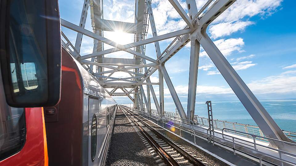 GRAND EXPRESS TOUR / GRAND EXPRESS TOUR